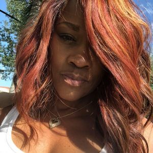 Meet your Posher, Valerie